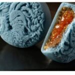 Unlocking Confident Problem-Solvers with Expert Guidance