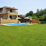 Affittare una villa a Lefkada: Dolce vita e viste mozzafiato